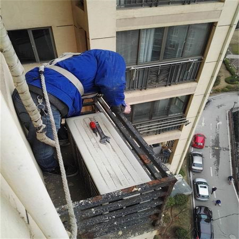 深圳福田沙尾别墅柜机空调跳闸维修